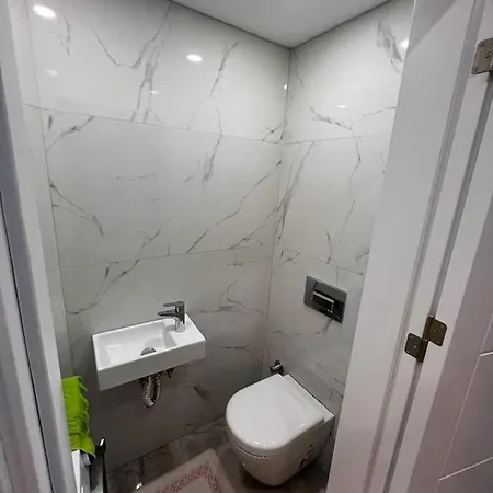 Sueper Konumda Lux,soemineli Tasarim Daire Apartment Istanbul